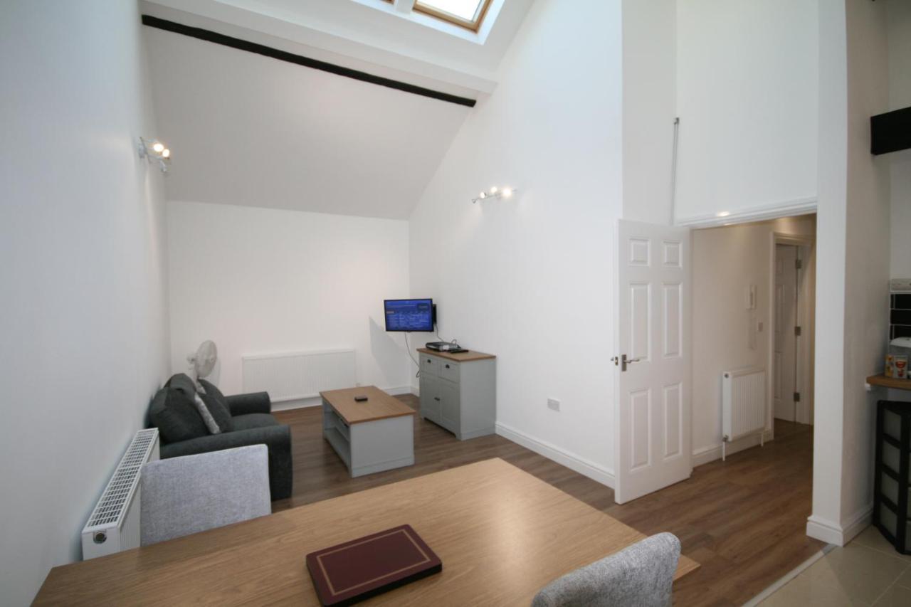 Flat 5, 124 High Street Apartment นิวมาร์เก็ต ภายนอก รูปภาพ